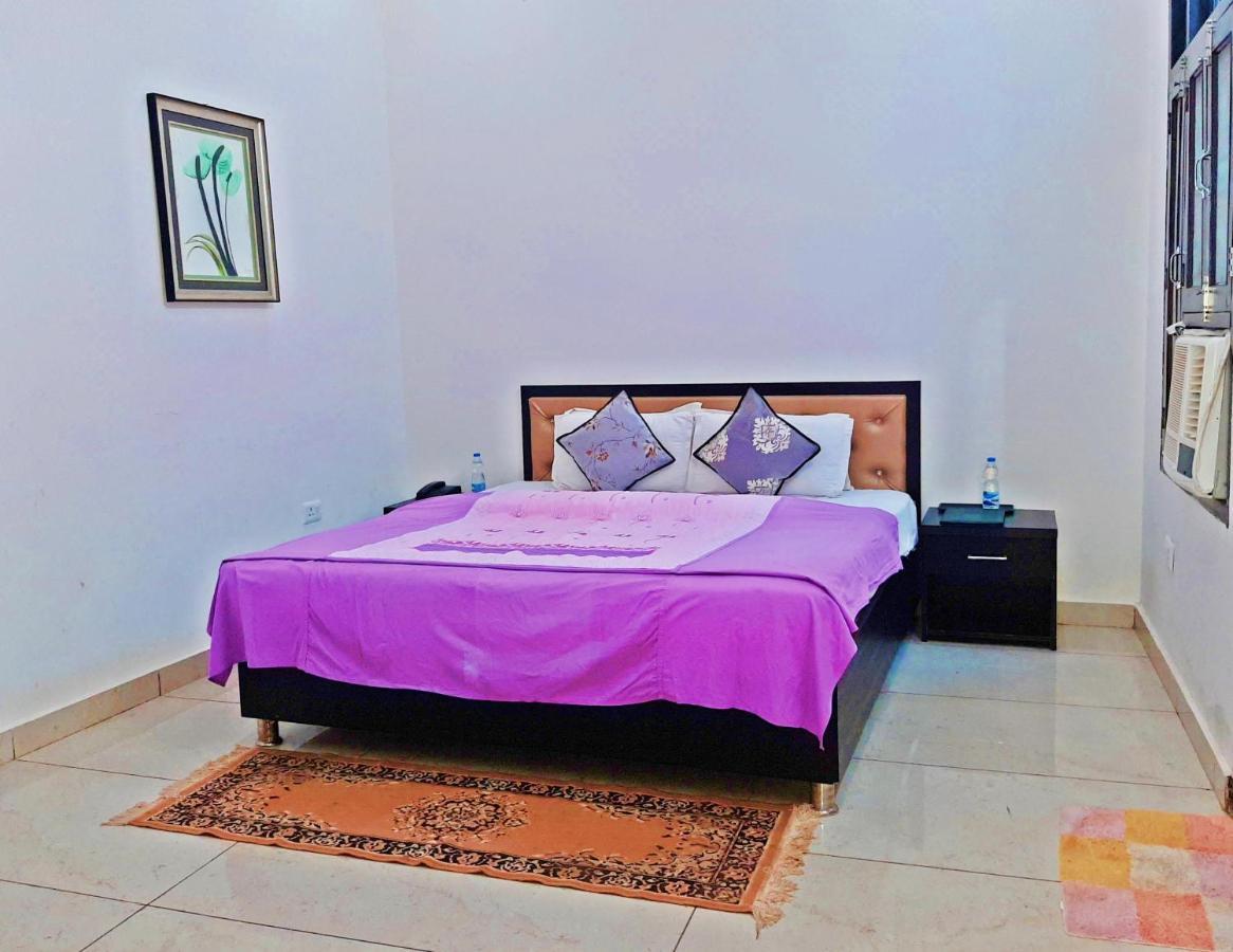 Bindiram Express By Shrigo Hotels Sitapur Muafi Luaran gambar